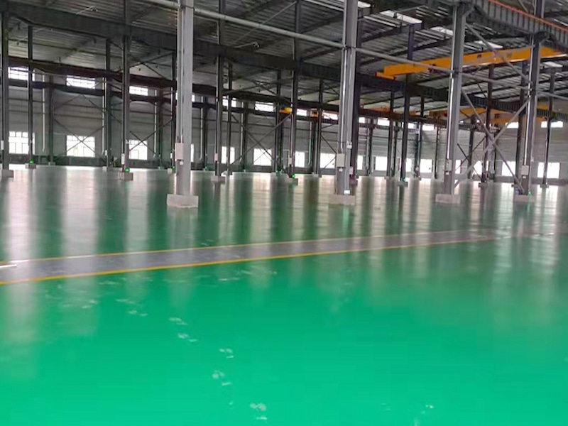 What are the advantages of water-based epoxy floor paint over oil-based epoxy floor paint?